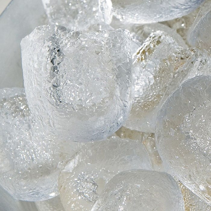 Picture of ice cubes